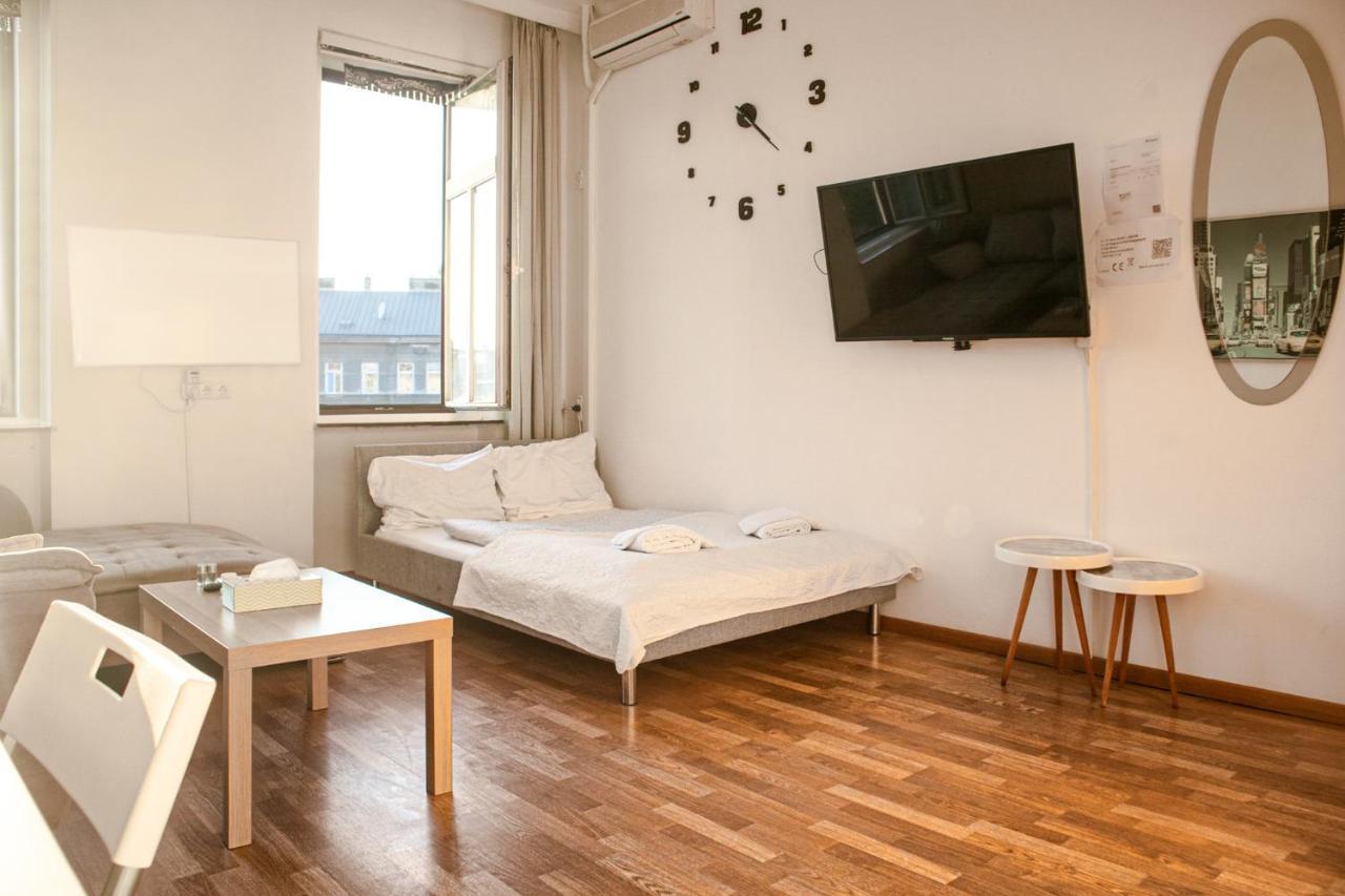 Joyful 2Br Shared Apt Near Millenium Tower & Danube River Βιέννη Εξωτερικό φωτογραφία