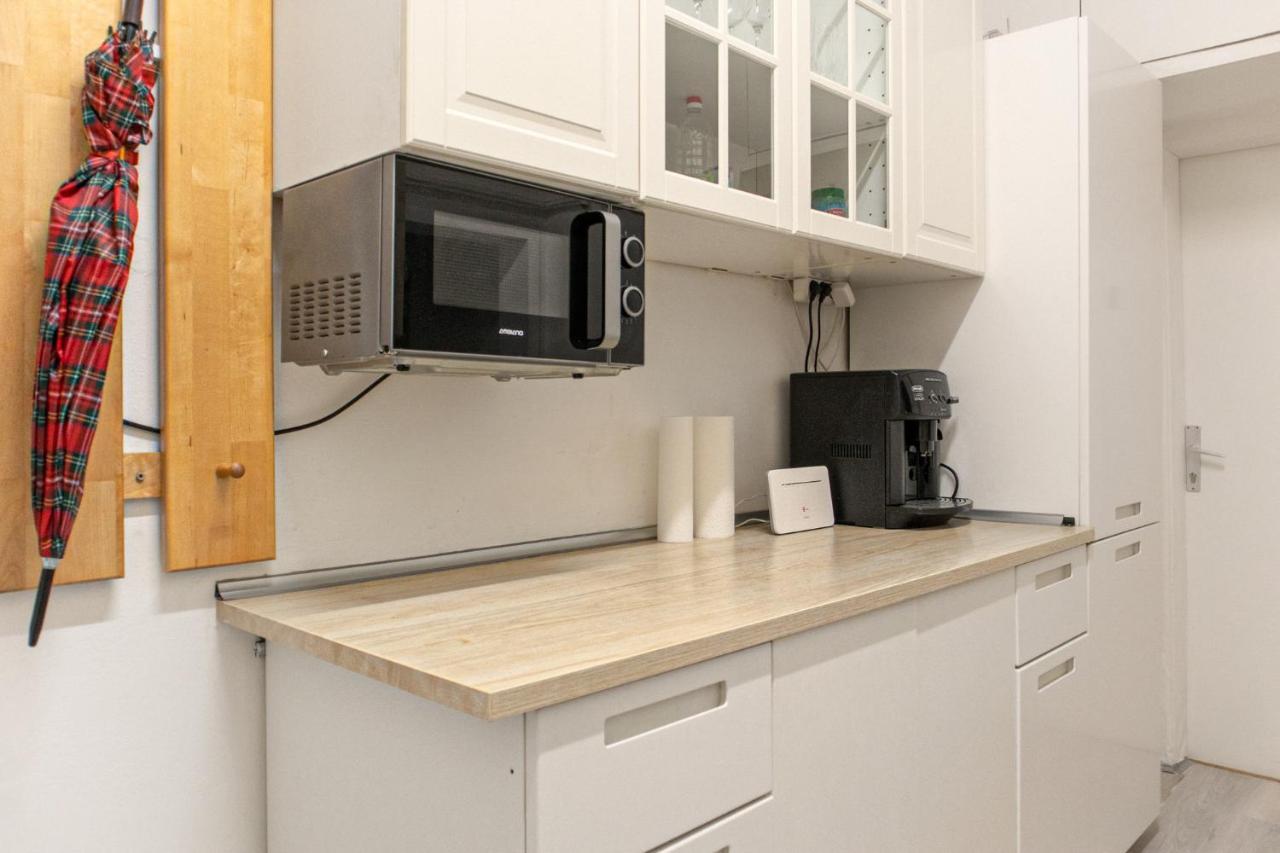 Joyful 2Br Shared Apt Near Millenium Tower & Danube River Βιέννη Εξωτερικό φωτογραφία