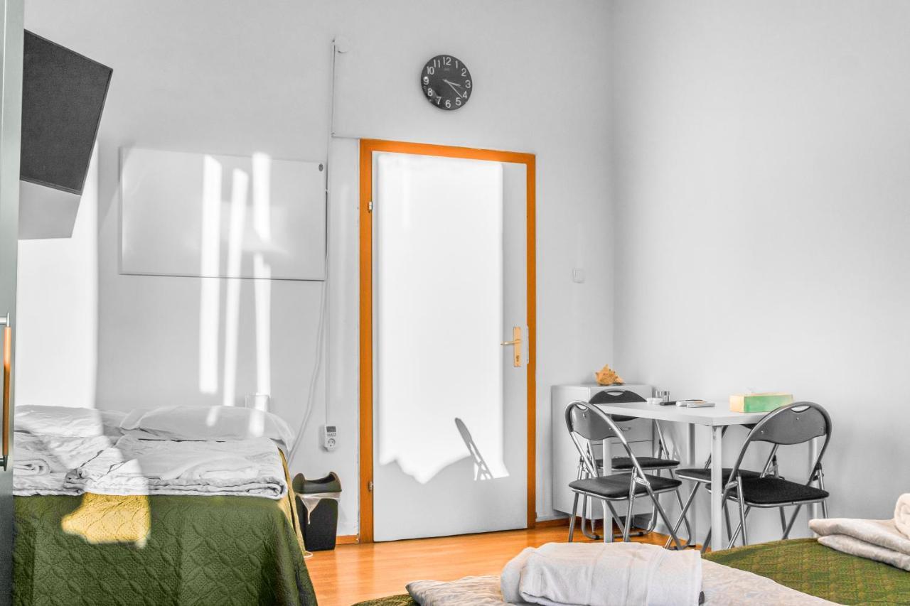 Joyful 2Br Shared Apt Near Millenium Tower & Danube River Βιέννη Εξωτερικό φωτογραφία