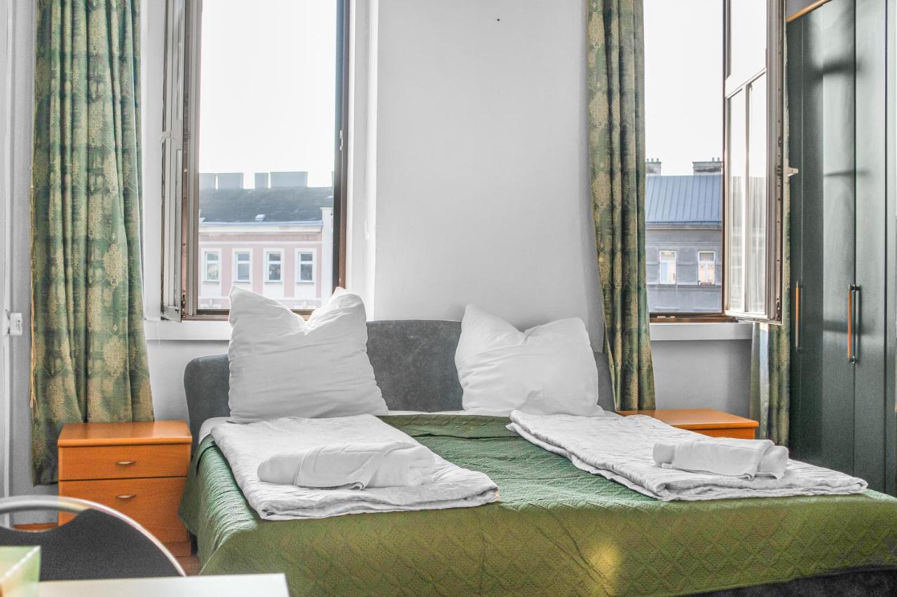 Joyful 2Br Shared Apt Near Millenium Tower & Danube River Βιέννη Εξωτερικό φωτογραφία